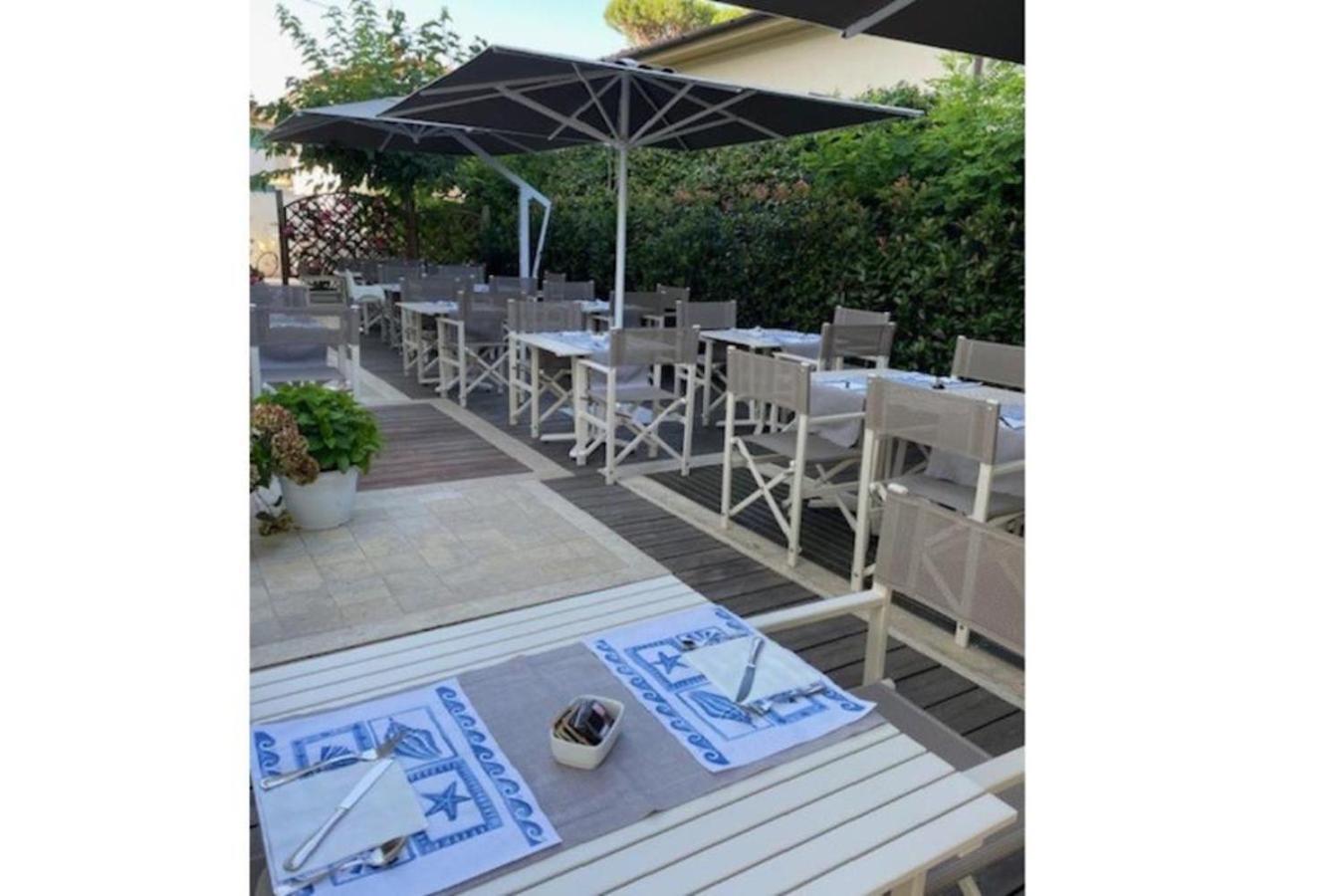Hotel Villa Barsanti Pietrasanta Bagian luar foto