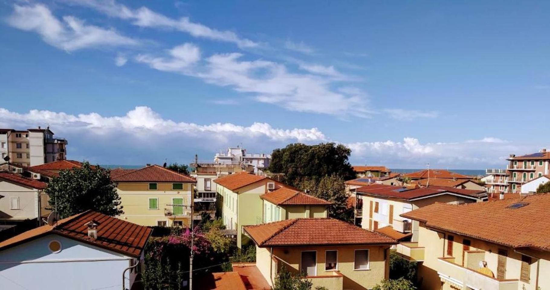 Hotel Villa Barsanti Pietrasanta Bagian luar foto