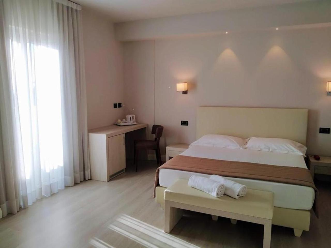 Hotel Villa Barsanti Pietrasanta Bagian luar foto